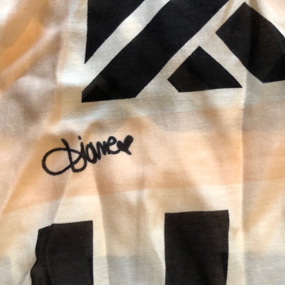 Geometric print Diane vonFurstenberg blouse - Picture 4 of 6